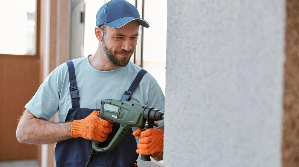 Ferramentas e acessórios para furar parede de concreto